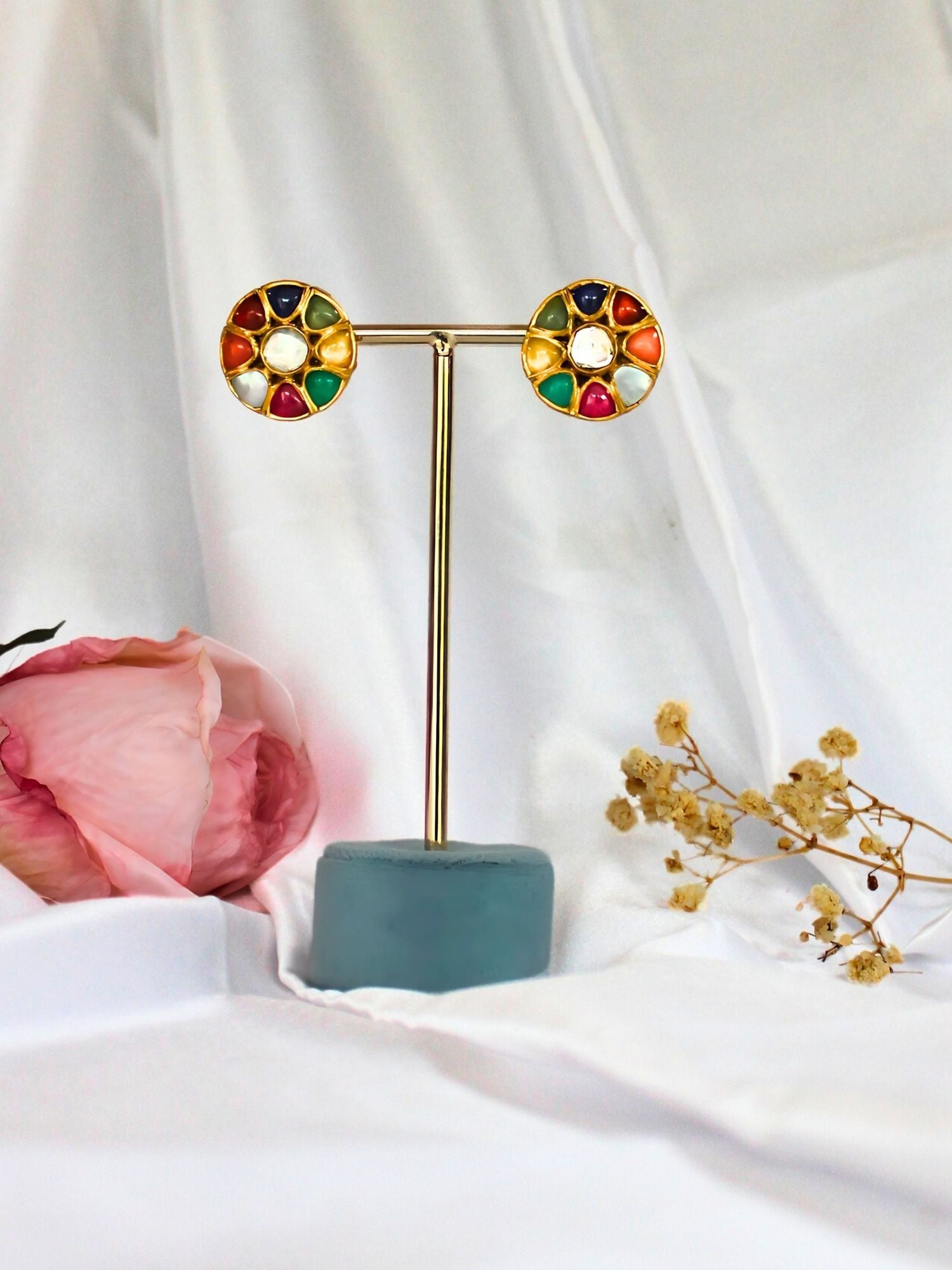Ninefold Halo Studs