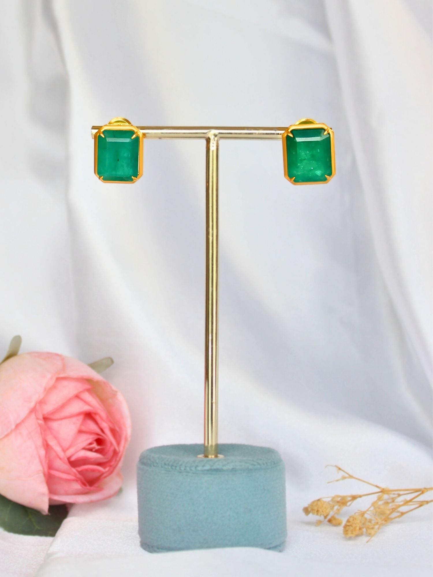 Octaglow Emerald Studs
