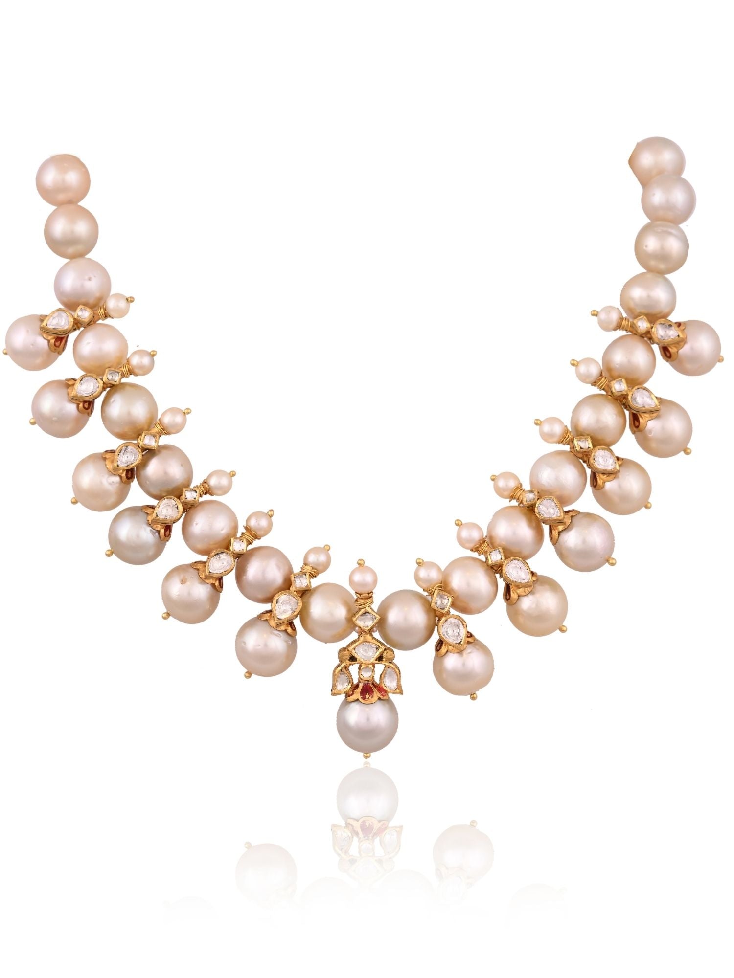 The Evenfall Pearl Necklace Set