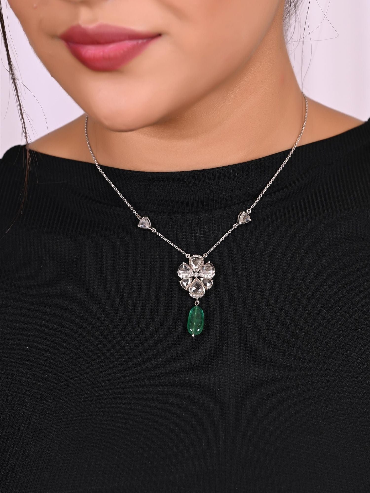 The Verdant Drop Pendant