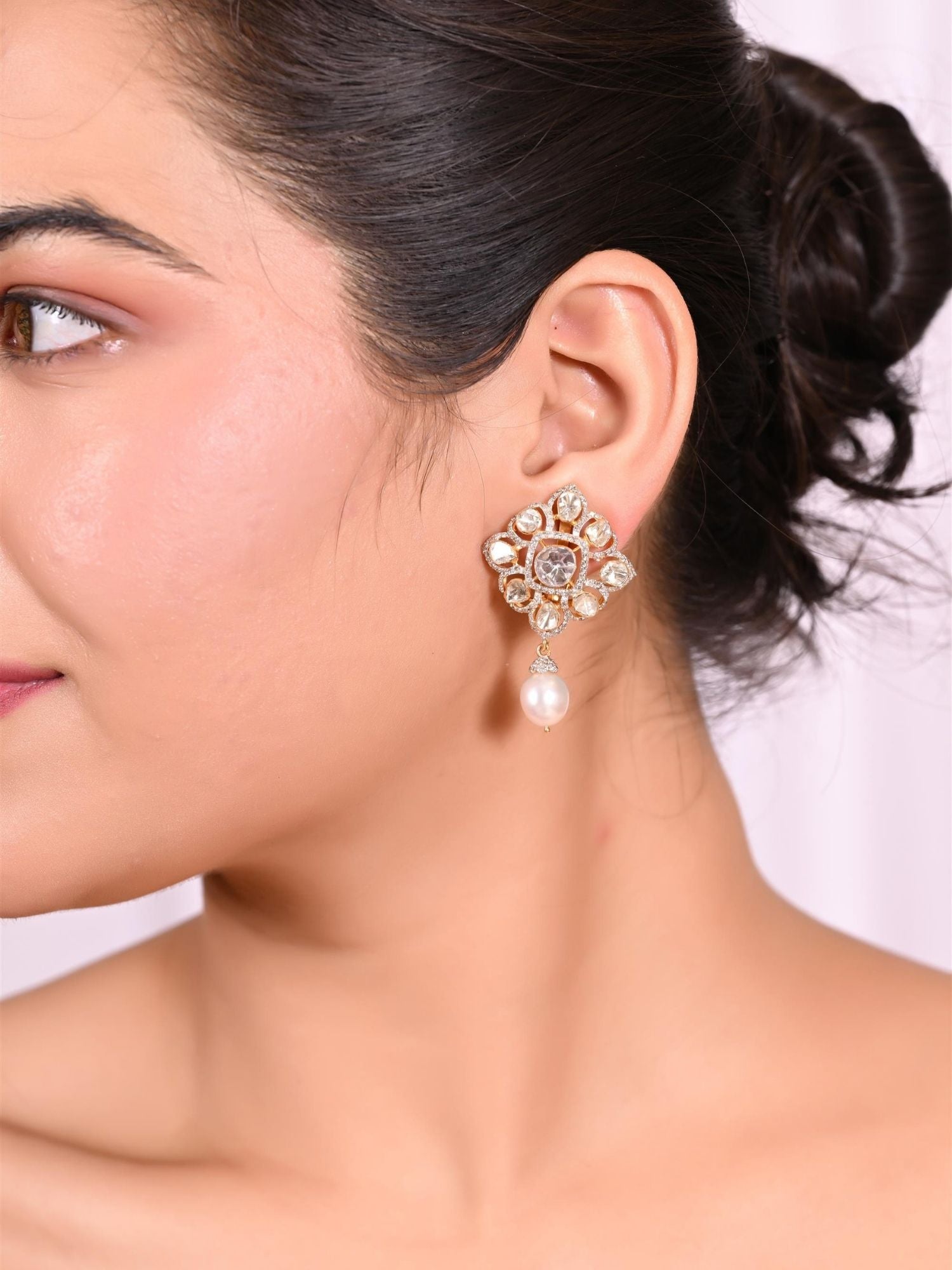 Diamond Drape Rhombus Earrings