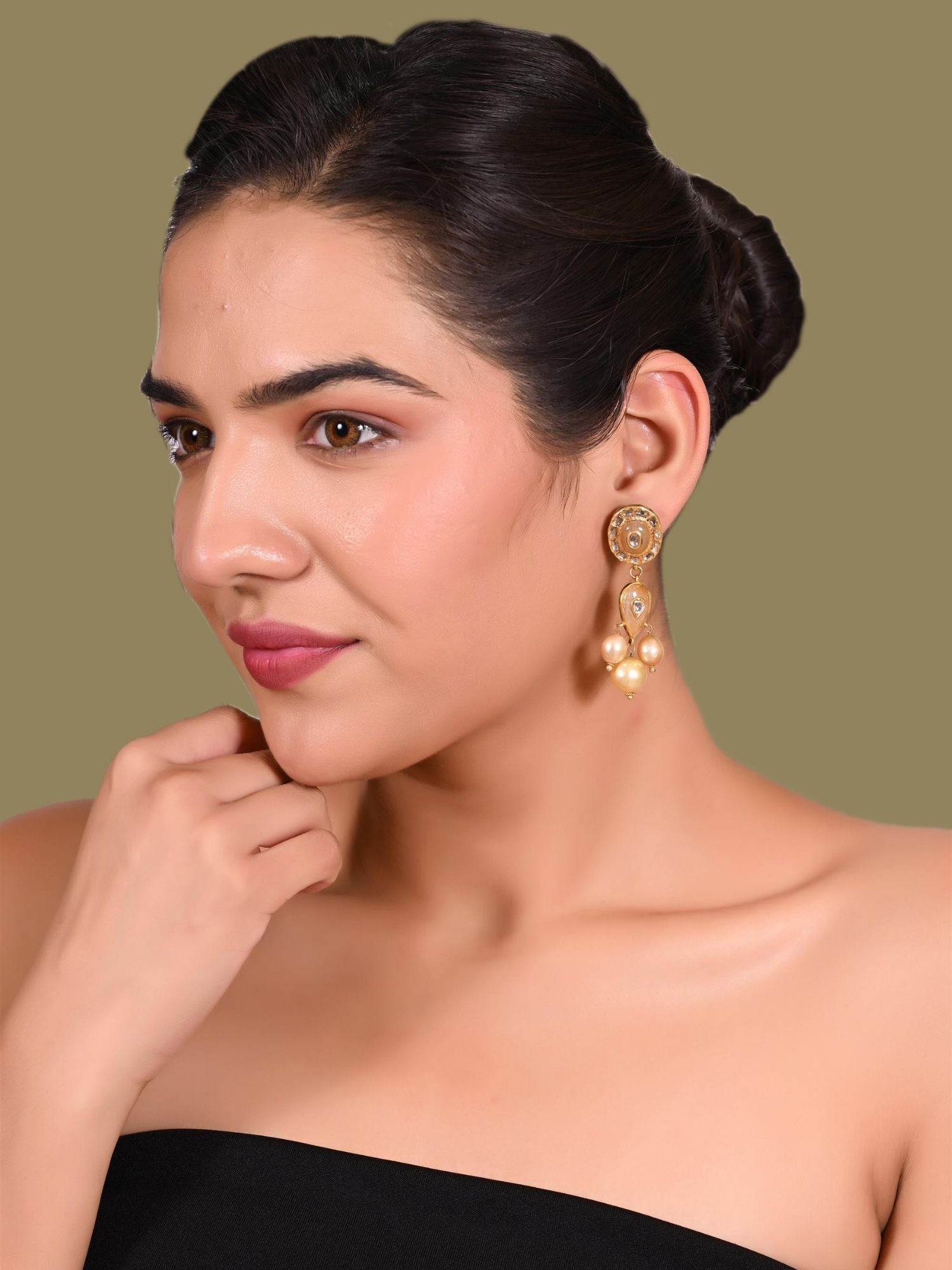 The Pearlfall Sapphire Earrings