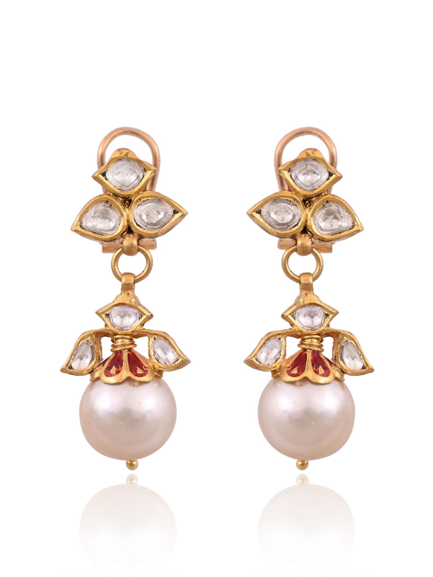 The Evenfall Pearl Necklace Set