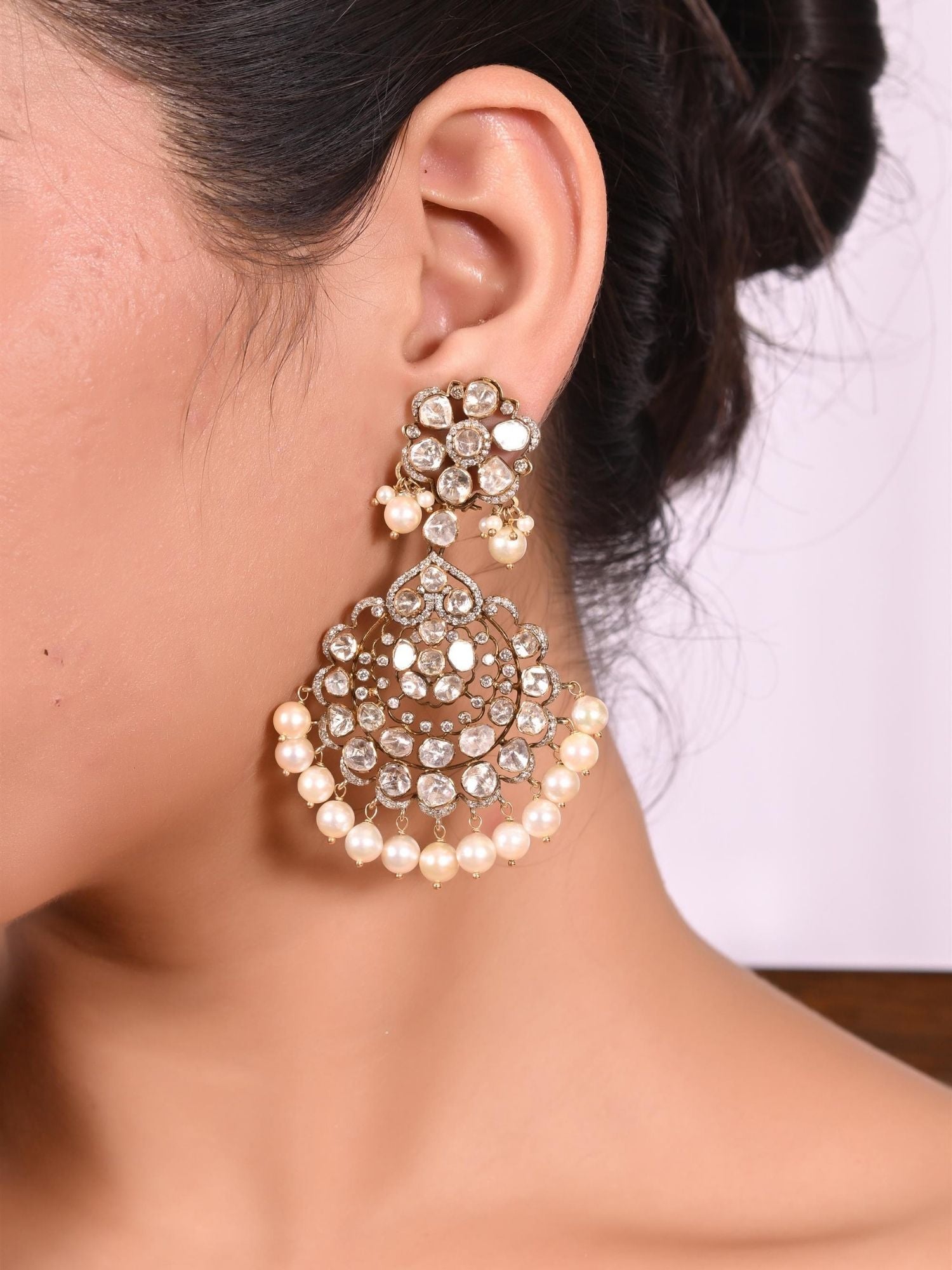Pearls Between Us Chandbalis