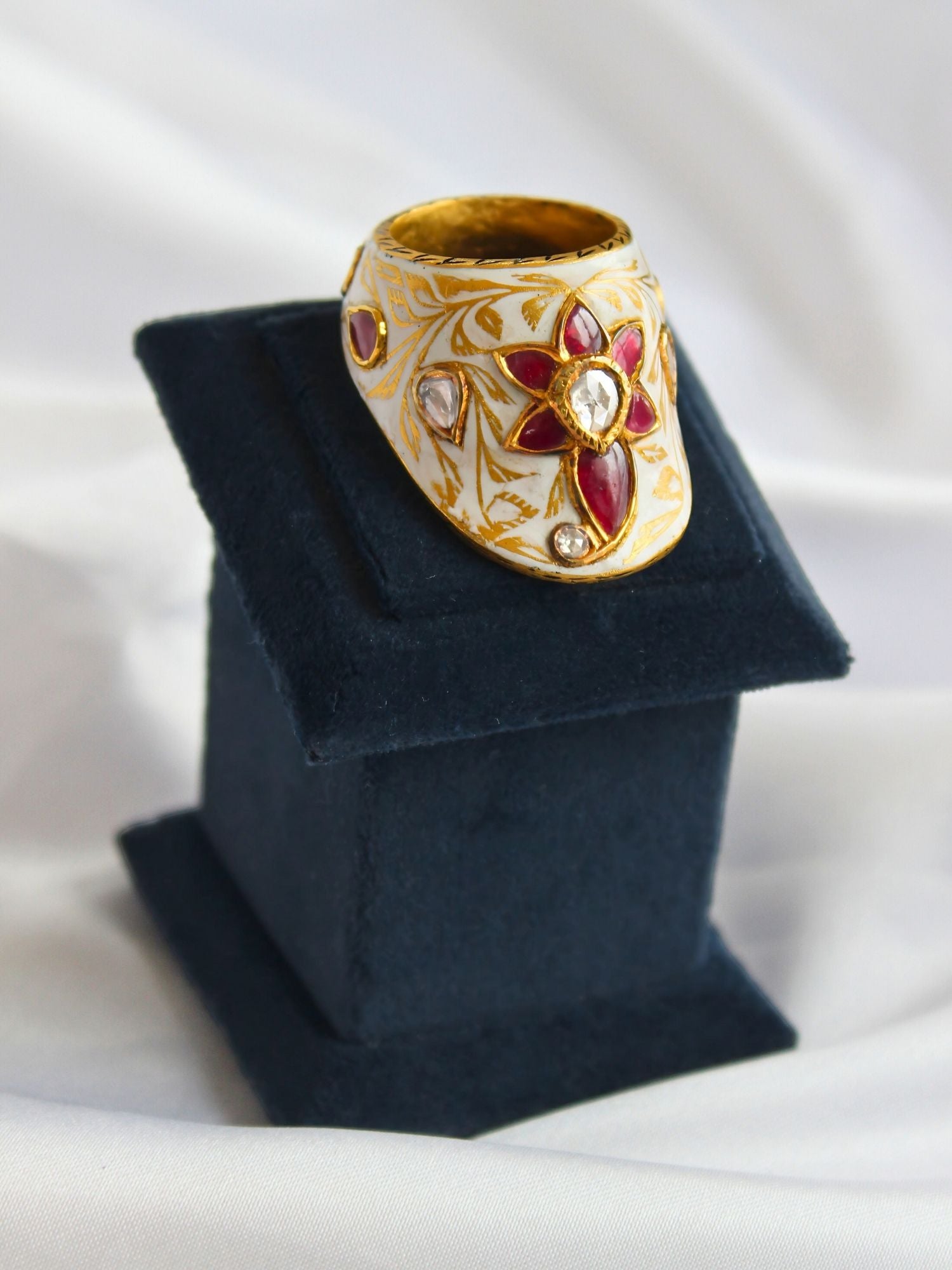 The Gildged Bloom Thumb Ring