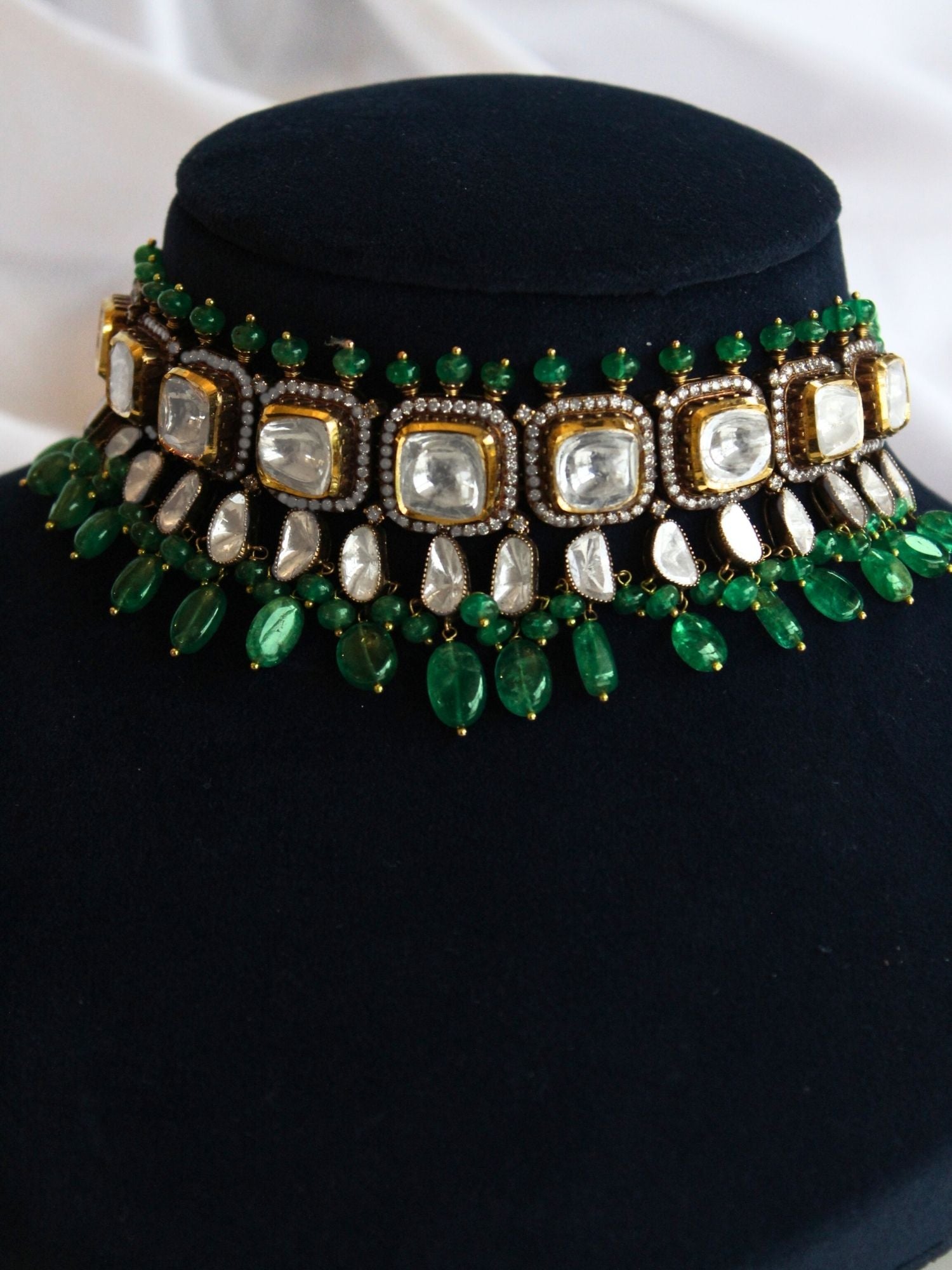 Old World Splendor Emerald Necklace Set