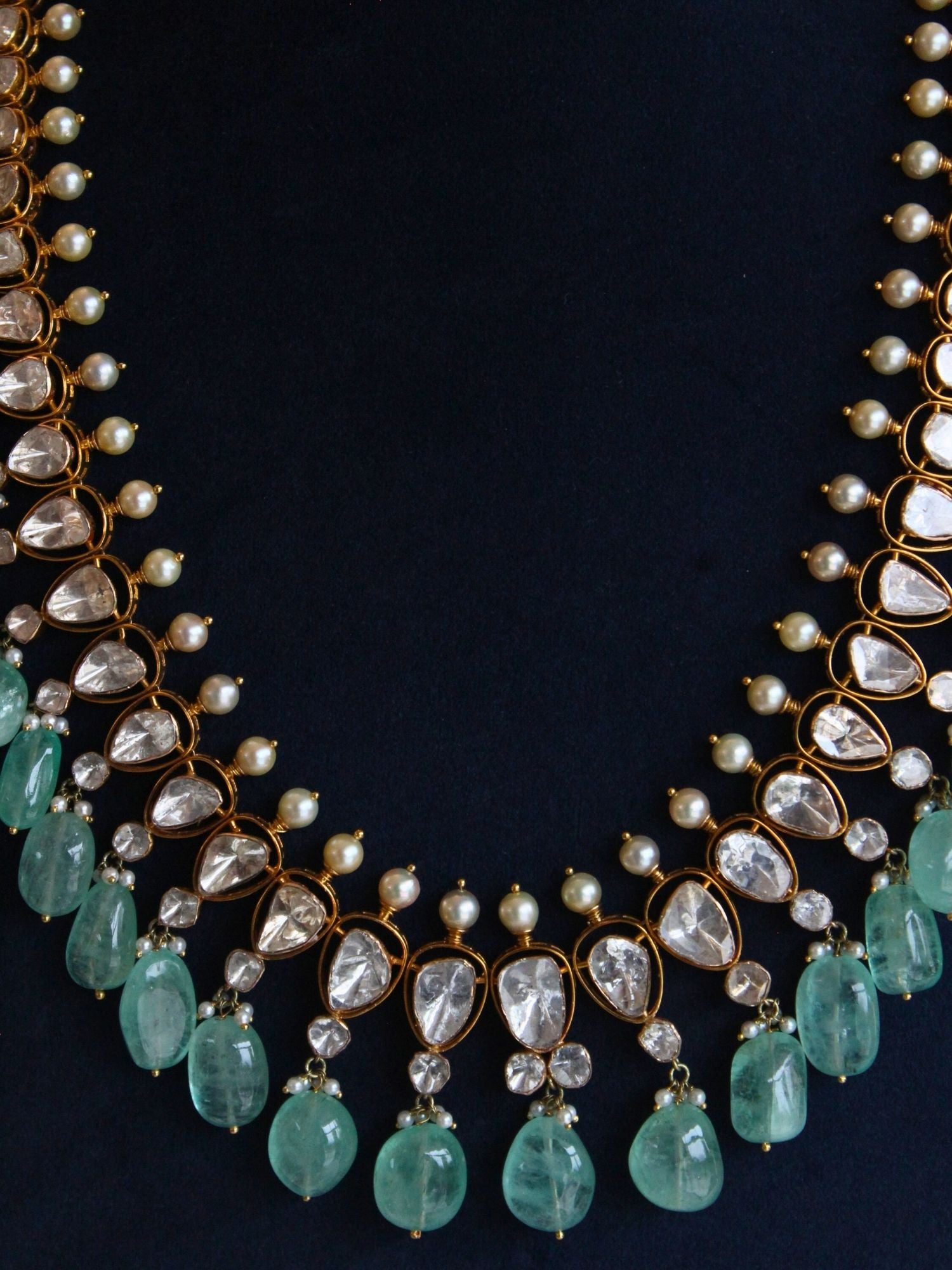 Verdessa Polki Emerald Necklace Set